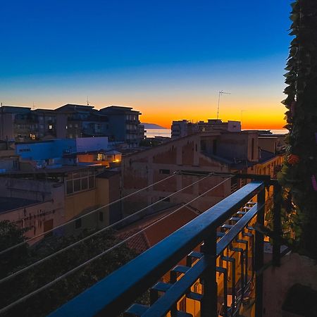 Seaview Terrace Apartment Relax & Comfort In Milazzo, Ture'S Home Extérieur photo